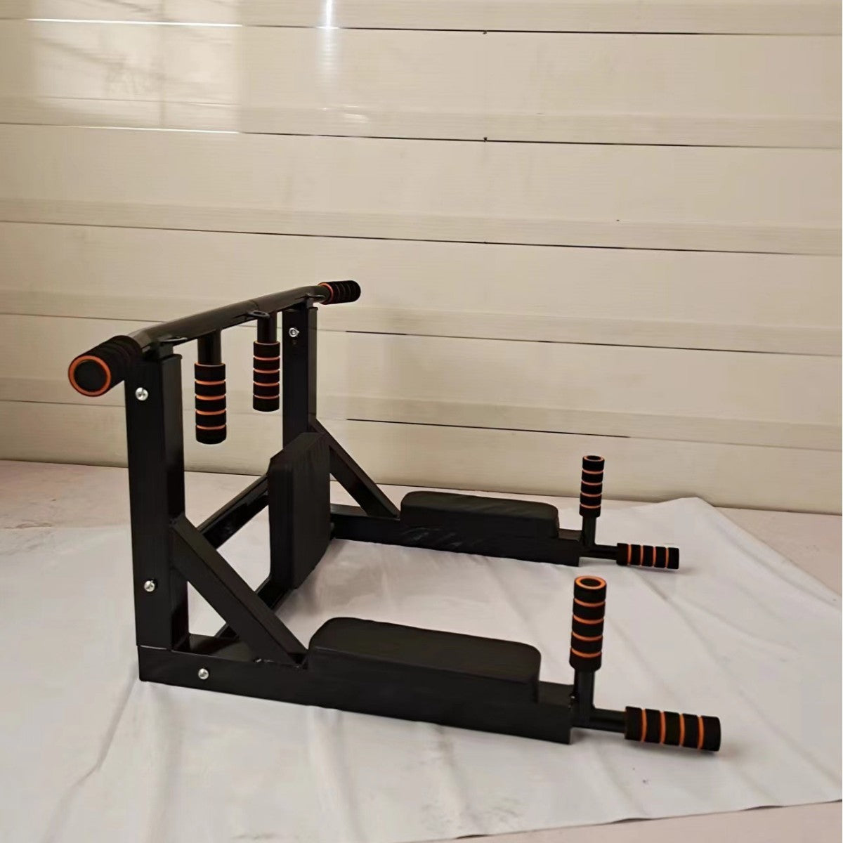 Wall Mounted Pull-Up Station with Parallel Bars Rack