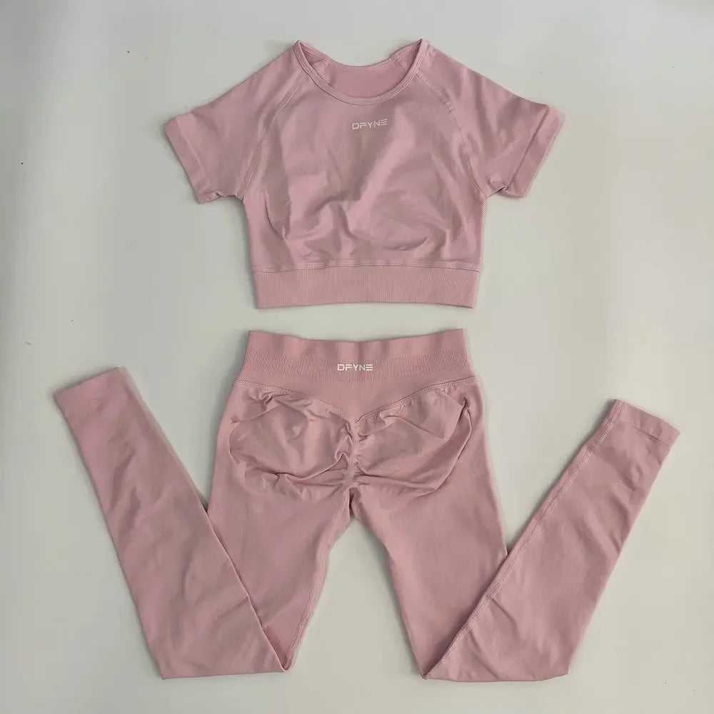 Women's Two-Piece Yoga Fitness Outfit Activewear Set