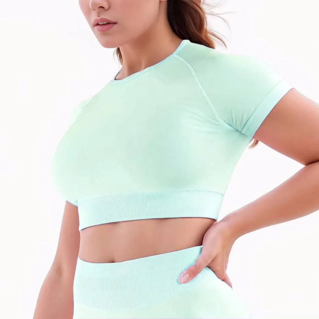 Women's Two-Piece Yoga Fitness Outfit Activewear Set