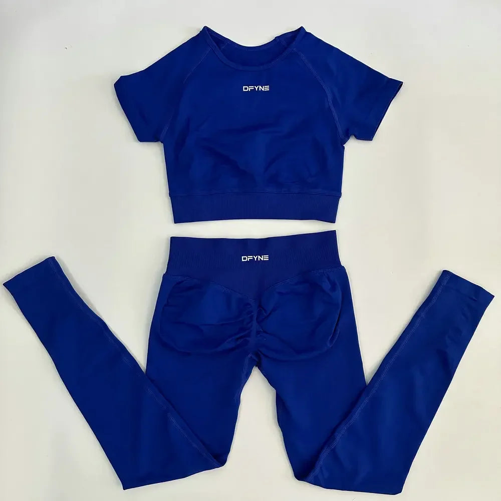 Women's Two-Piece Yoga Fitness Outfit Activewear Set
